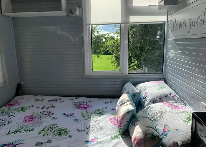 Shepherds Hut Bath