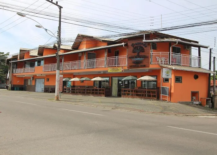 Pousada Praia Da Fortaleza 450 Metros Do Parque Beto Carrero Com Cafe Da Manha