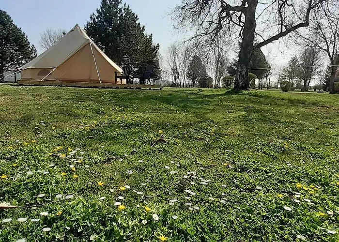 Tente Bell au camping Hautoreille