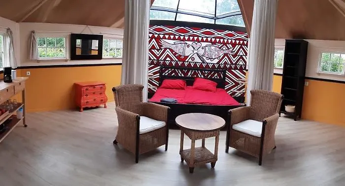Happy Home-Slapen Onder De Sterren