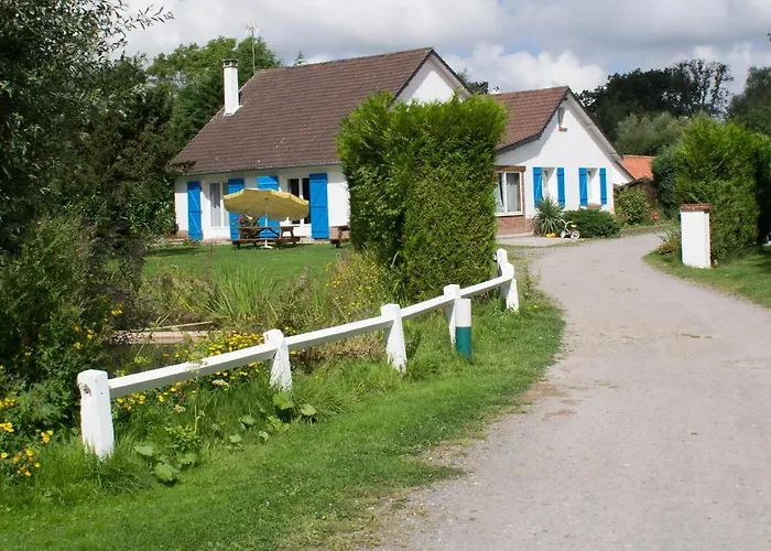 Camping La Garenne De Moncourt