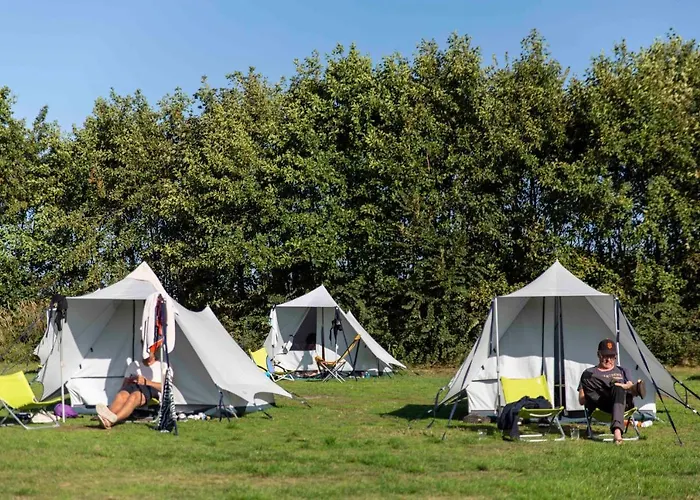 Bluecamp Oerol26- Tent&Breakfast