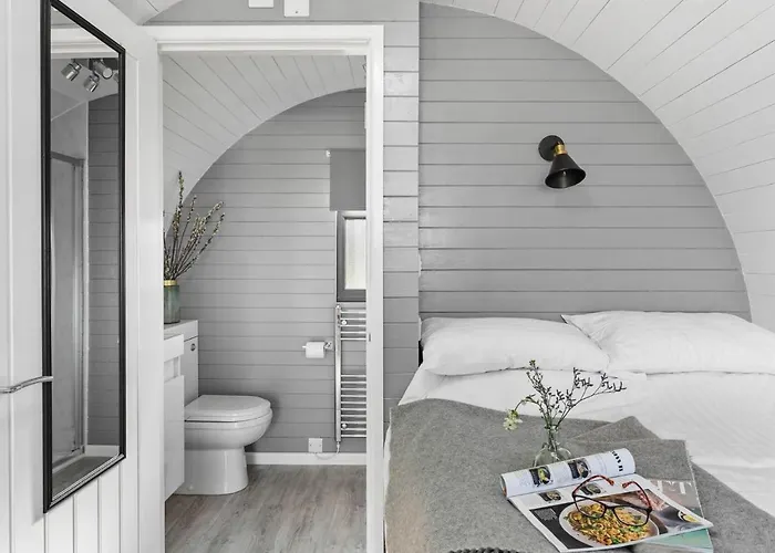 Windsor, Apple Tree Glamping, Nr Wells Villa