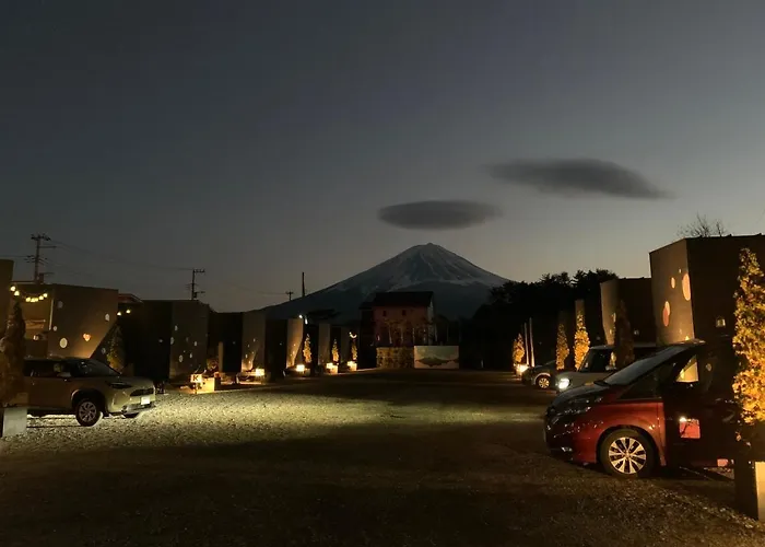Mt Fuji Glamping Tourist Villa Kawaguchiko