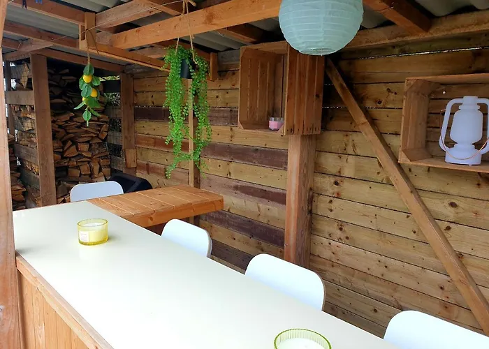 Vintage Chalet Fereale II