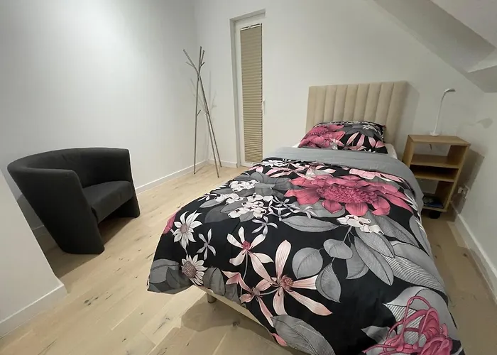 Appena Guest House