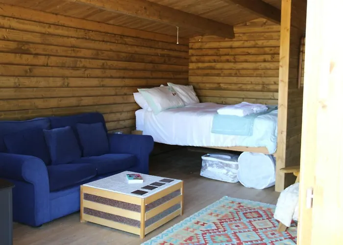 Knapp Farm Glamping Lodge 2