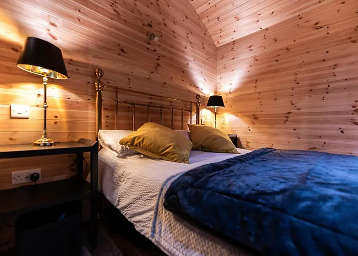 The Getaway - The Hen Harrier - Luxury Glamping Cabin With Hot Tub - Adults Only