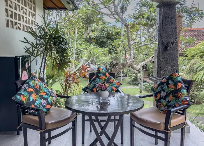 Villa Senyum