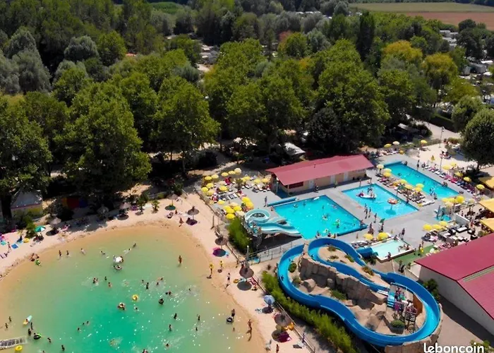 Mobilhome 5 personnes camping 4 étoiles