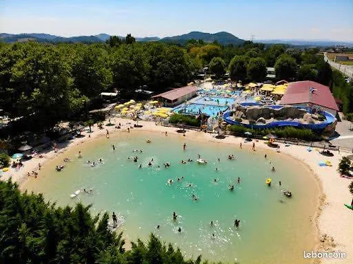 Mobilhome 5 personnes camping 4 étoiles