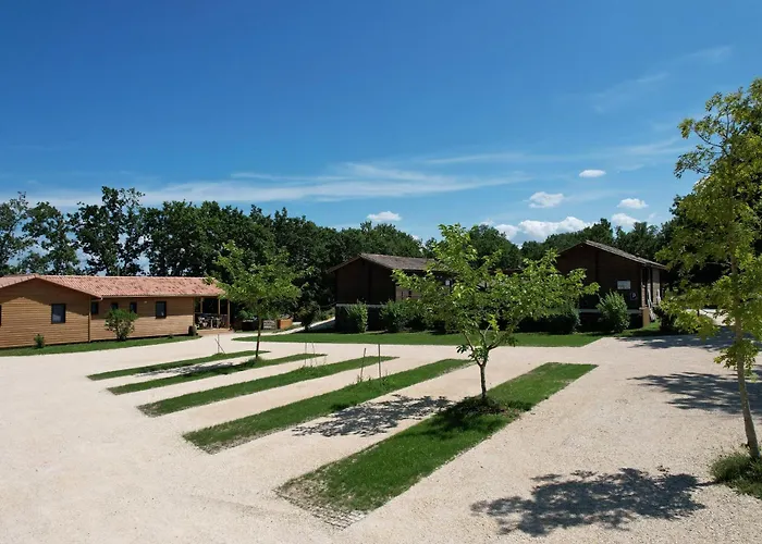 Les chalets de Dordogne