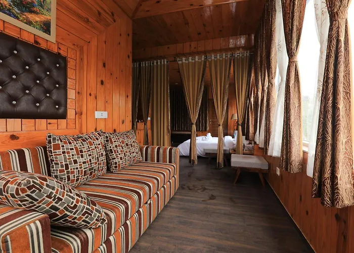 Shivalaya Resort By Evaan, Near Kaichi Dham