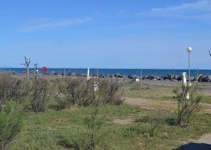 Camping Le Roucan West
