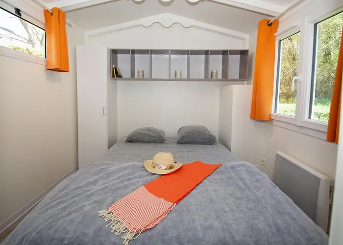 A La Rencontre Du Soleil - Camping