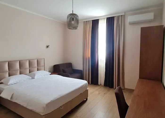Hotel Laguna