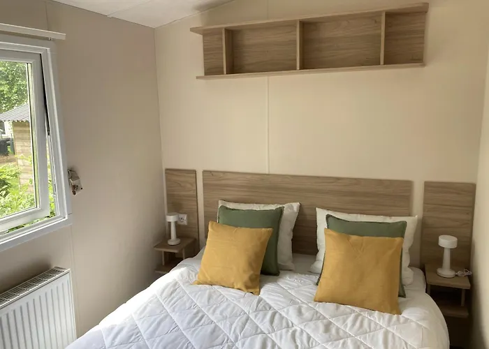 Chalet Between Ostend&Bruges