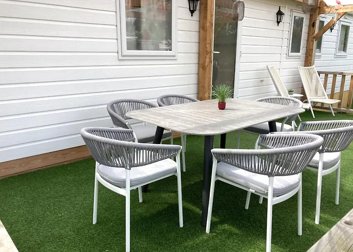 Chalet Between Ostend&Bruges