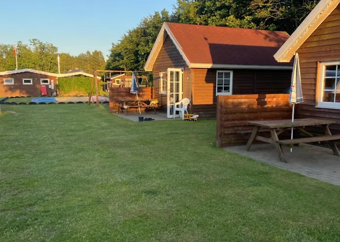 Holme A Camping & Cottages