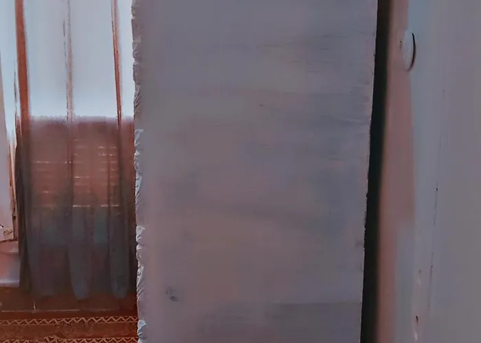 القاهره الجديده غرفة للفتيات فقط