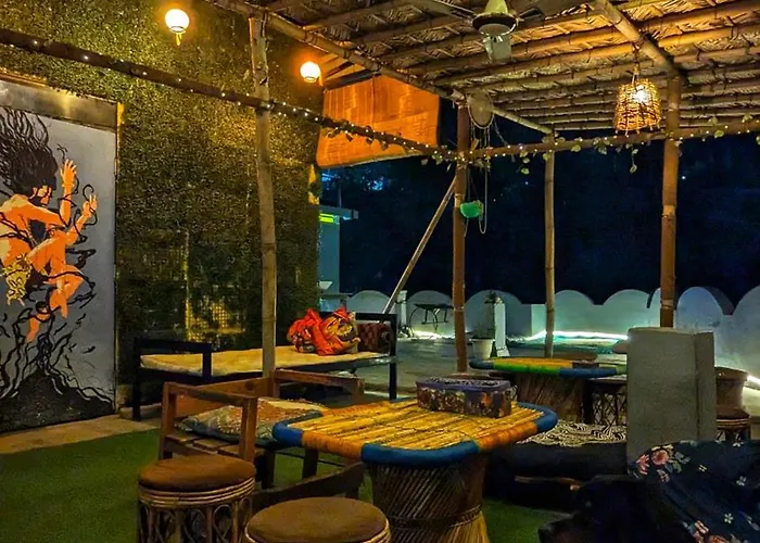Hobbit House Hostel
