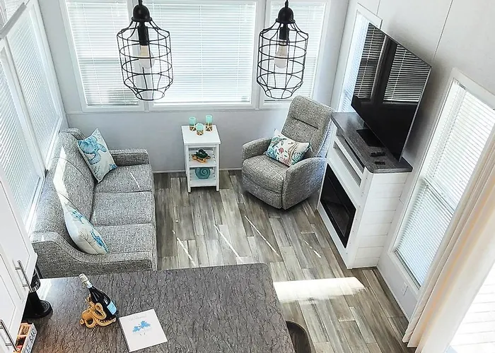 Happy Escape In The Keys Tiny Home