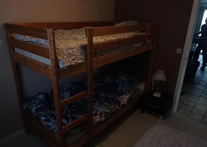 Cama