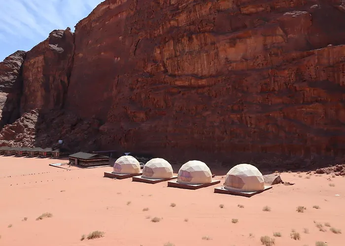 Wadi Rum Bubble Camp & Tour