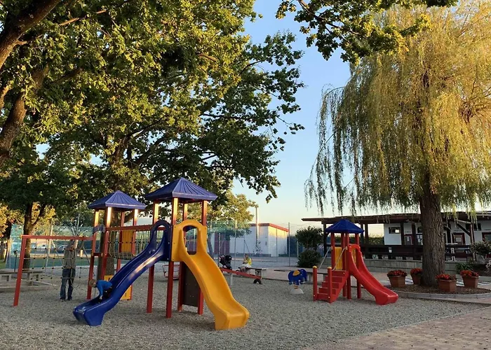 Adam Campingplatz