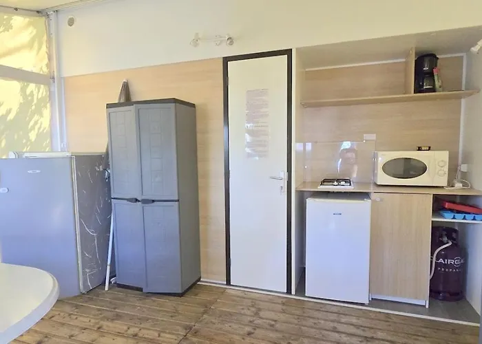 Bungalow-Mobilhome - Petit prix- Océan -Forêt -Camping 3 étoiles