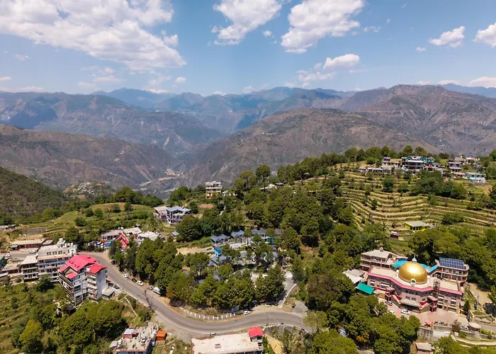Dls Nature Trinket Resort - Dalhousie With Swimming Pool