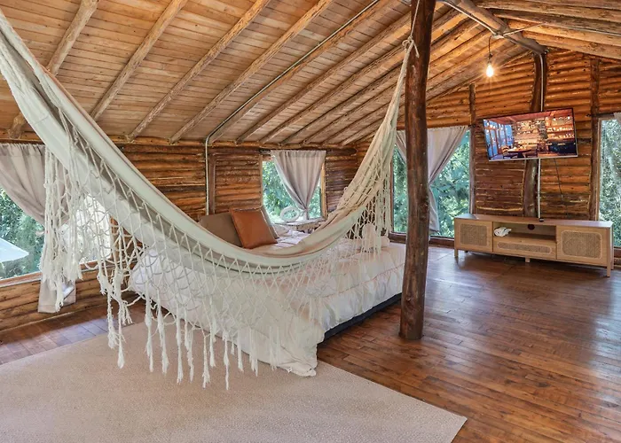 Cabanas Casa Monte En Santa Elena