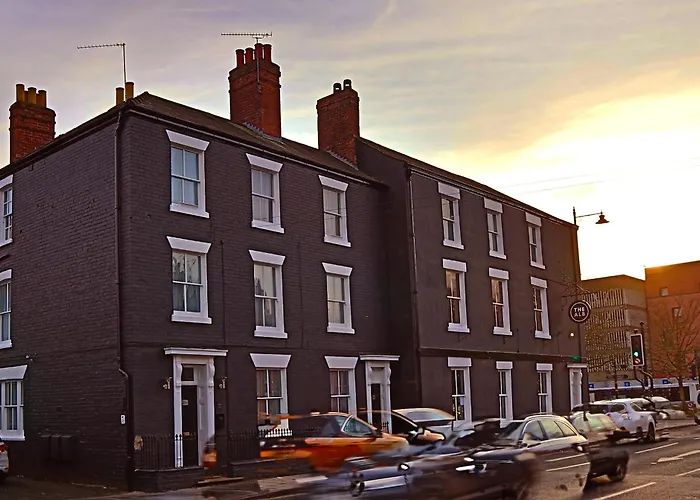 The Albert Hotel