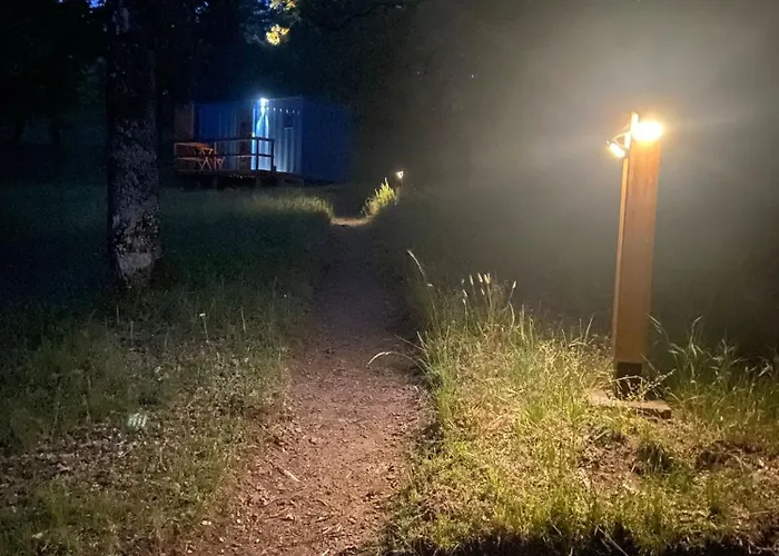 El Roble Glamping - Cabaña Container - Pet Friendly