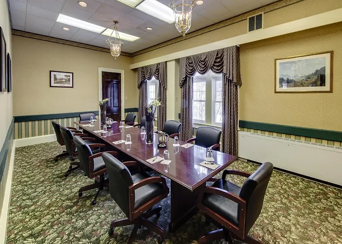 Shawnee Inn And Golf Resort Shawnee on Delaware