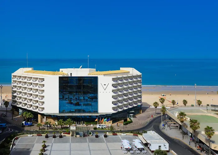 Hotel Playa Victoria