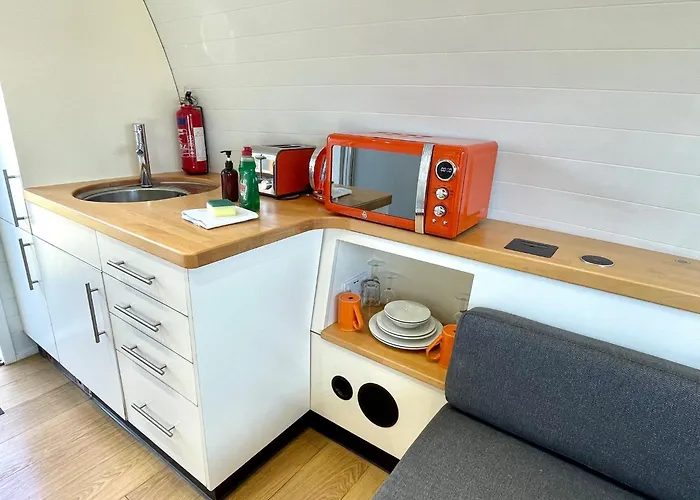 Armadilla 1 At Lee Wick Farm Cottages & Glamping