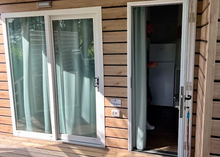 GlampChalet 5 Persone Pool&Parking-Pietra Ligure