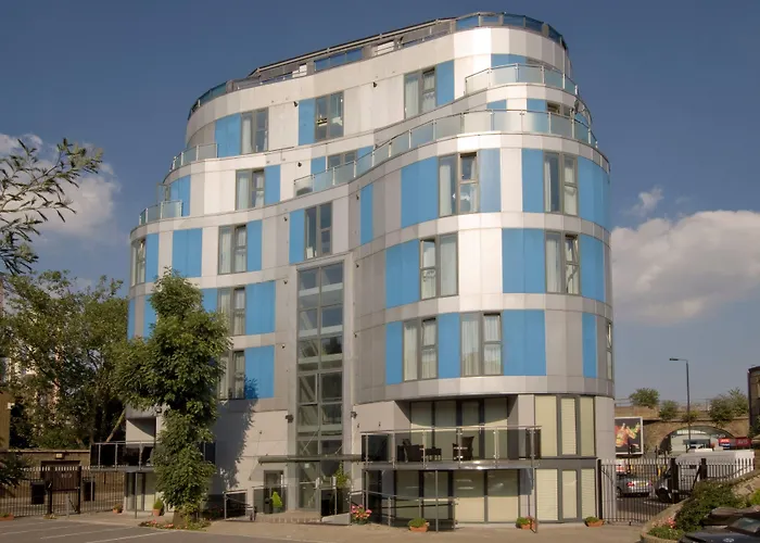 Lr London Apartments - Battersea Park