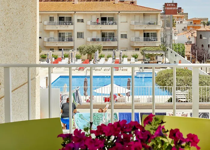 Apartamentos Centremar