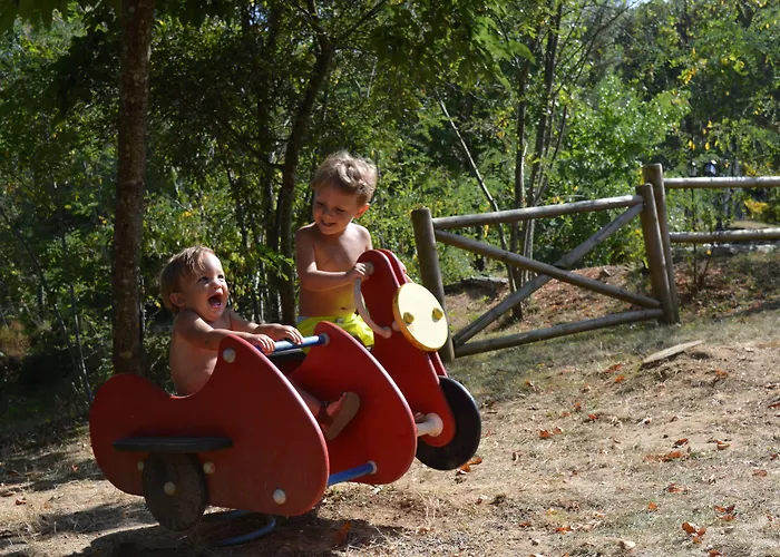 Camping Les Charmes