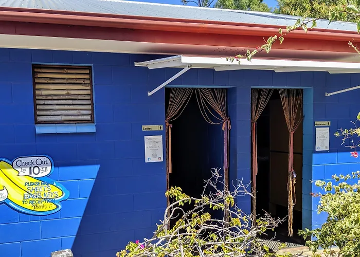 Cool Bananas Backpackers