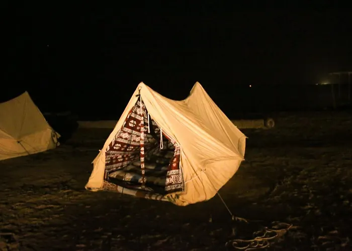 Nakhlat E'Taal Camp - نخلة التل كامب