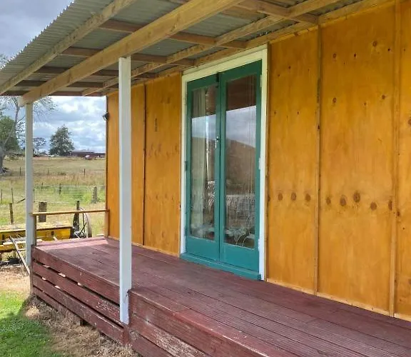 Waitomo Farmstay - Morepork Cabin 7
