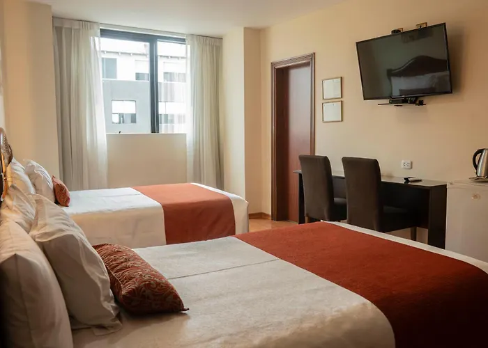 Miraflores Colon Hotel