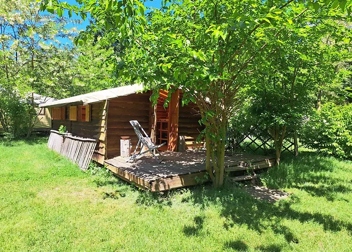 Camping Ushuaïa Villages Le Viaduc