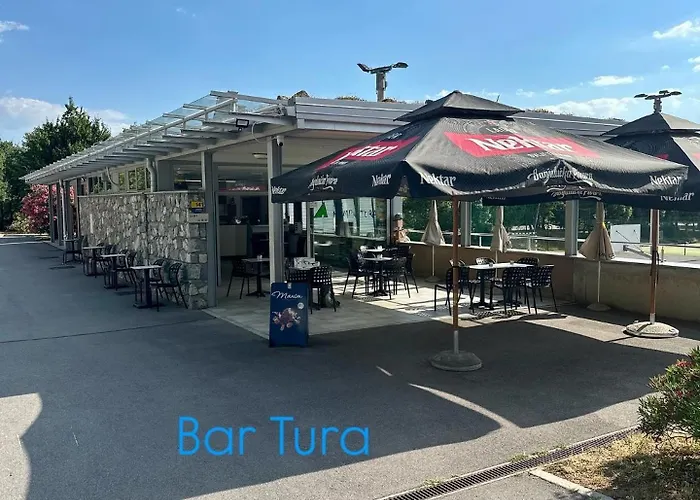 Kamp Tura- Camping Pitch Only