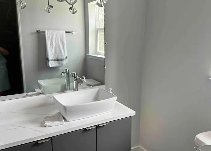 Modern Private Bedroom