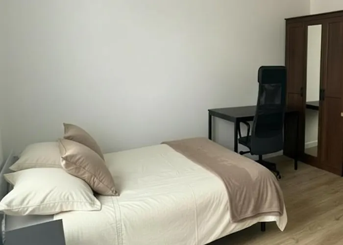 Comfortable Room Near Old Town Krakow