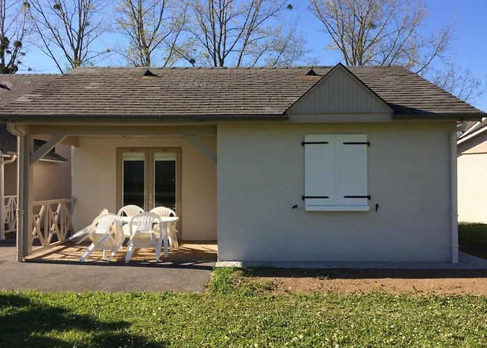 Chalet Avec Terrasse Pour 4 Personnes A Oloron-Sainte-Marie - Api-1-52-954